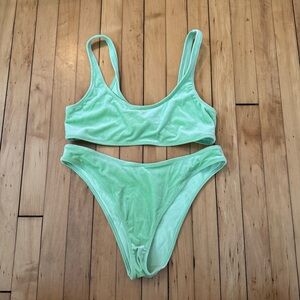 Kendall & Kylie bikini